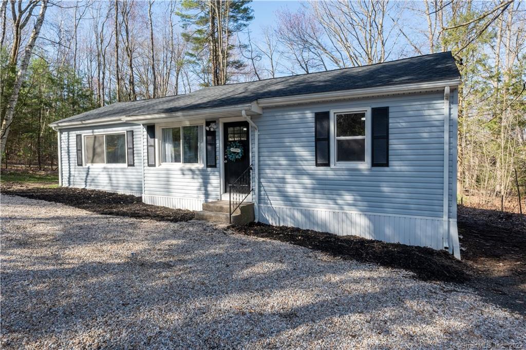 127 Niles Road New Hartford CT 06057