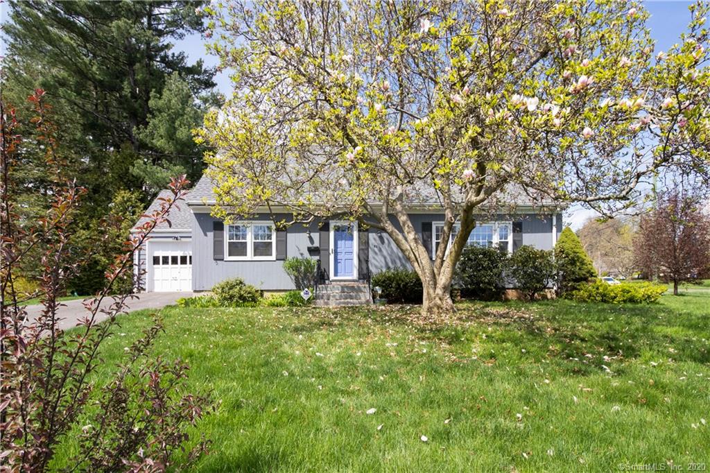 82 Iroquois Road West Hartford CT 06117