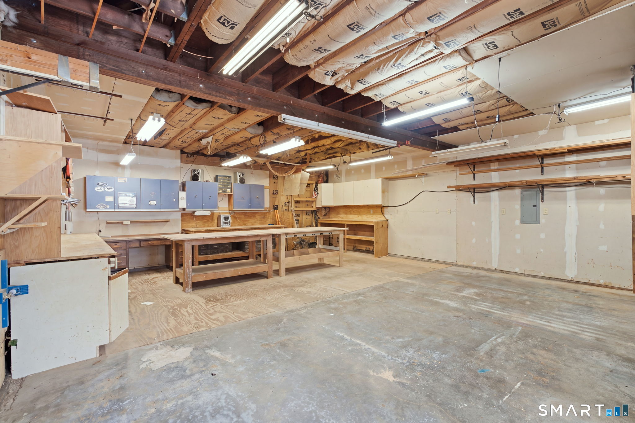 13 Spring Street Plainville CT 06062