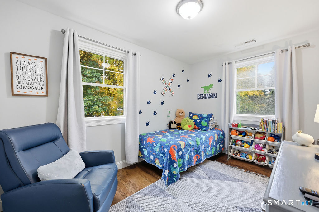 11 Fairlawn Street Farmington CT 06032