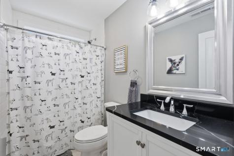 11 Fairlawn Street Farmington CT 06032