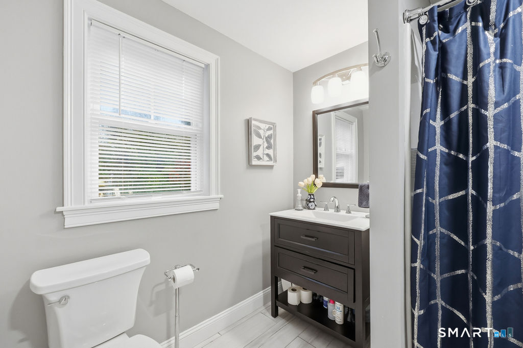11 Fairlawn Street Farmington CT 06032