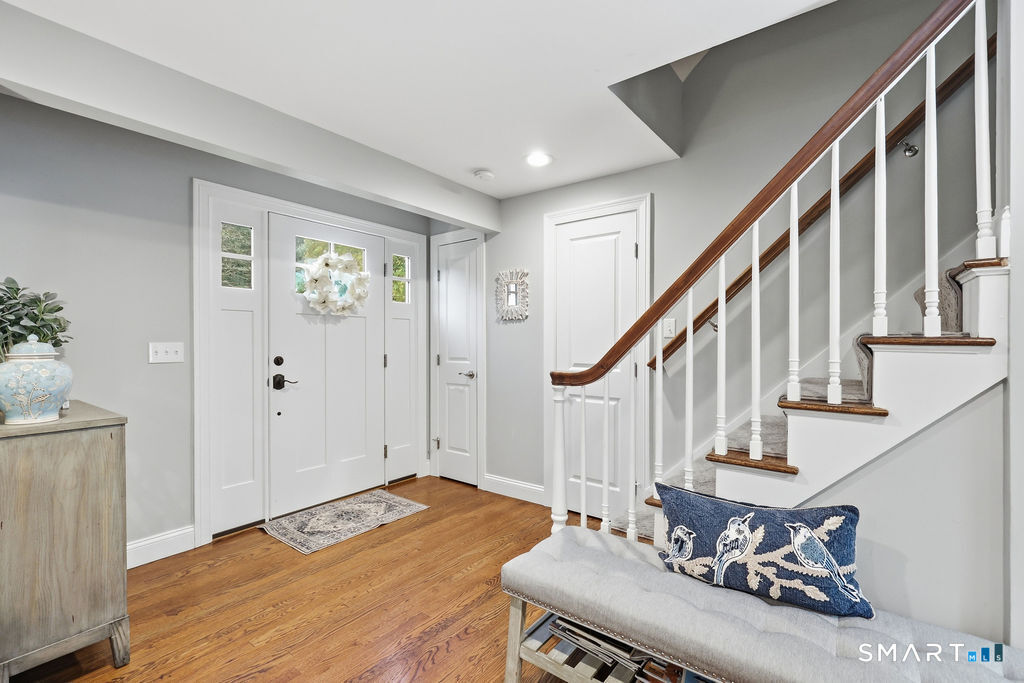 11 Fairlawn Street Farmington CT 06032