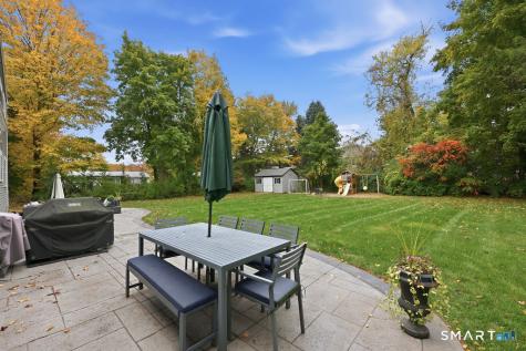 11 Fairlawn Street Farmington CT 06032