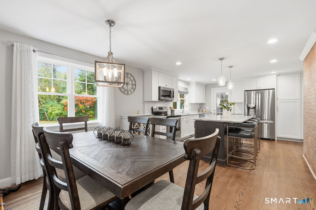 11 Fairlawn Street Farmington CT 06032
