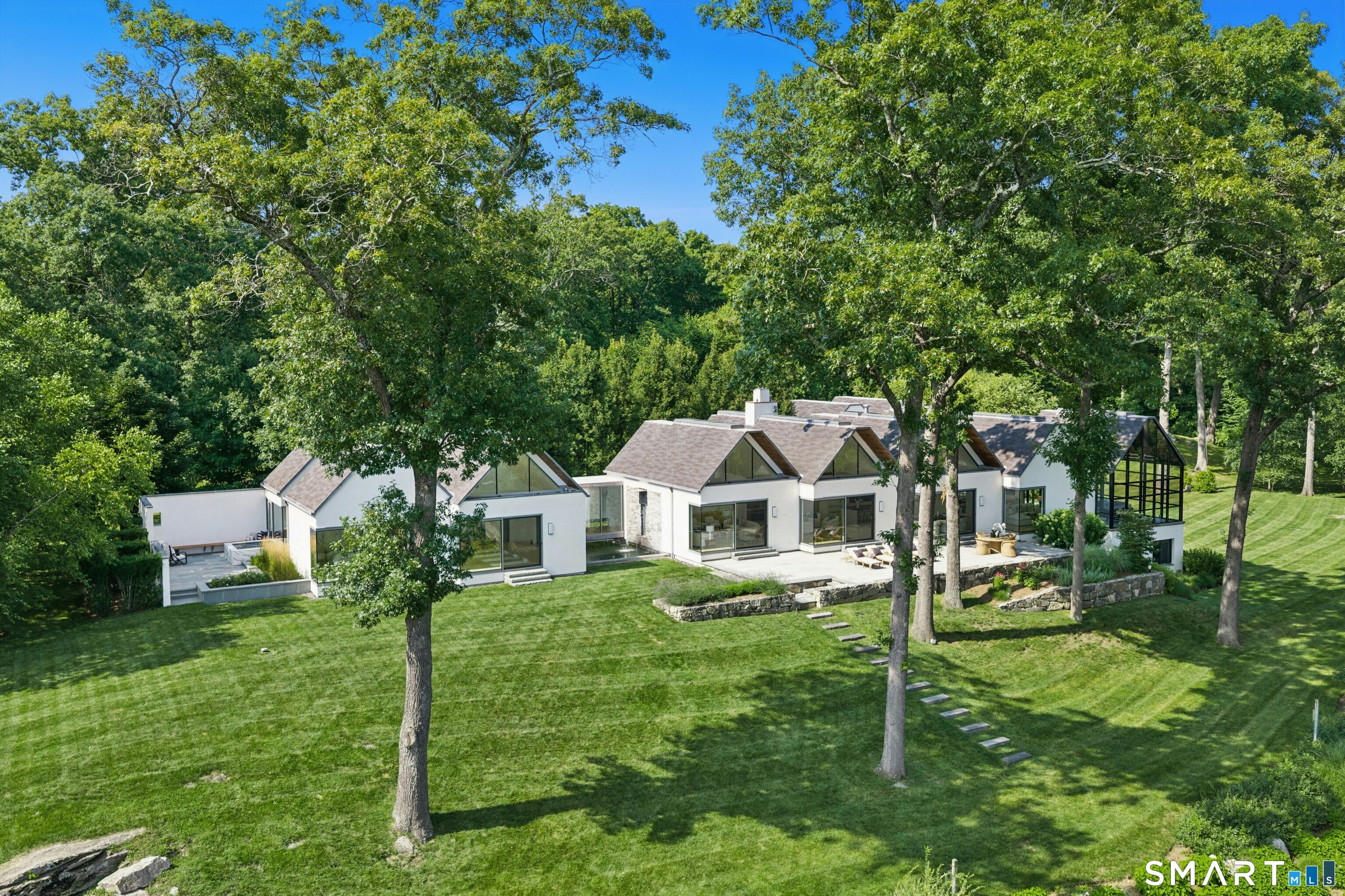 10 Dragonwood Lane Weston CT 06883
