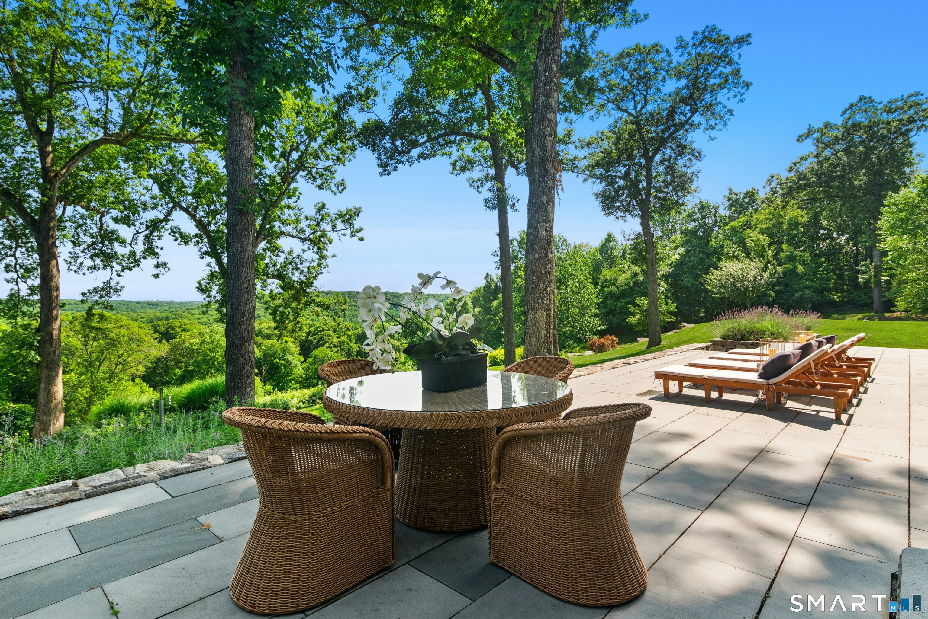 10 Dragonwood Lane Weston CT 06883