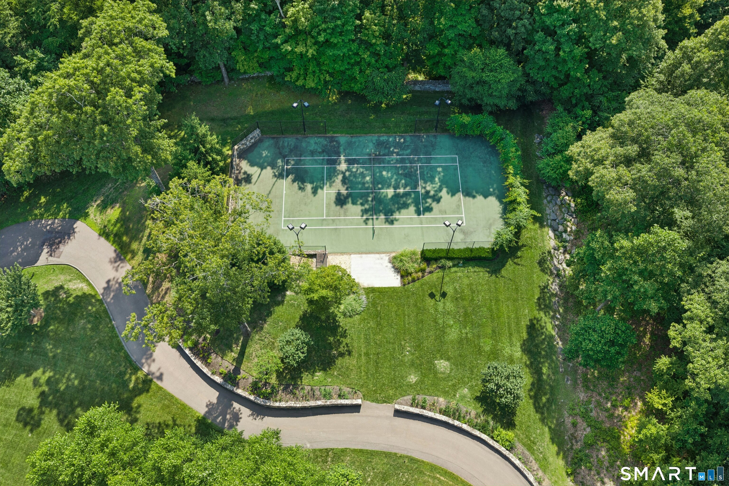 10 Dragonwood Lane Weston CT 06883