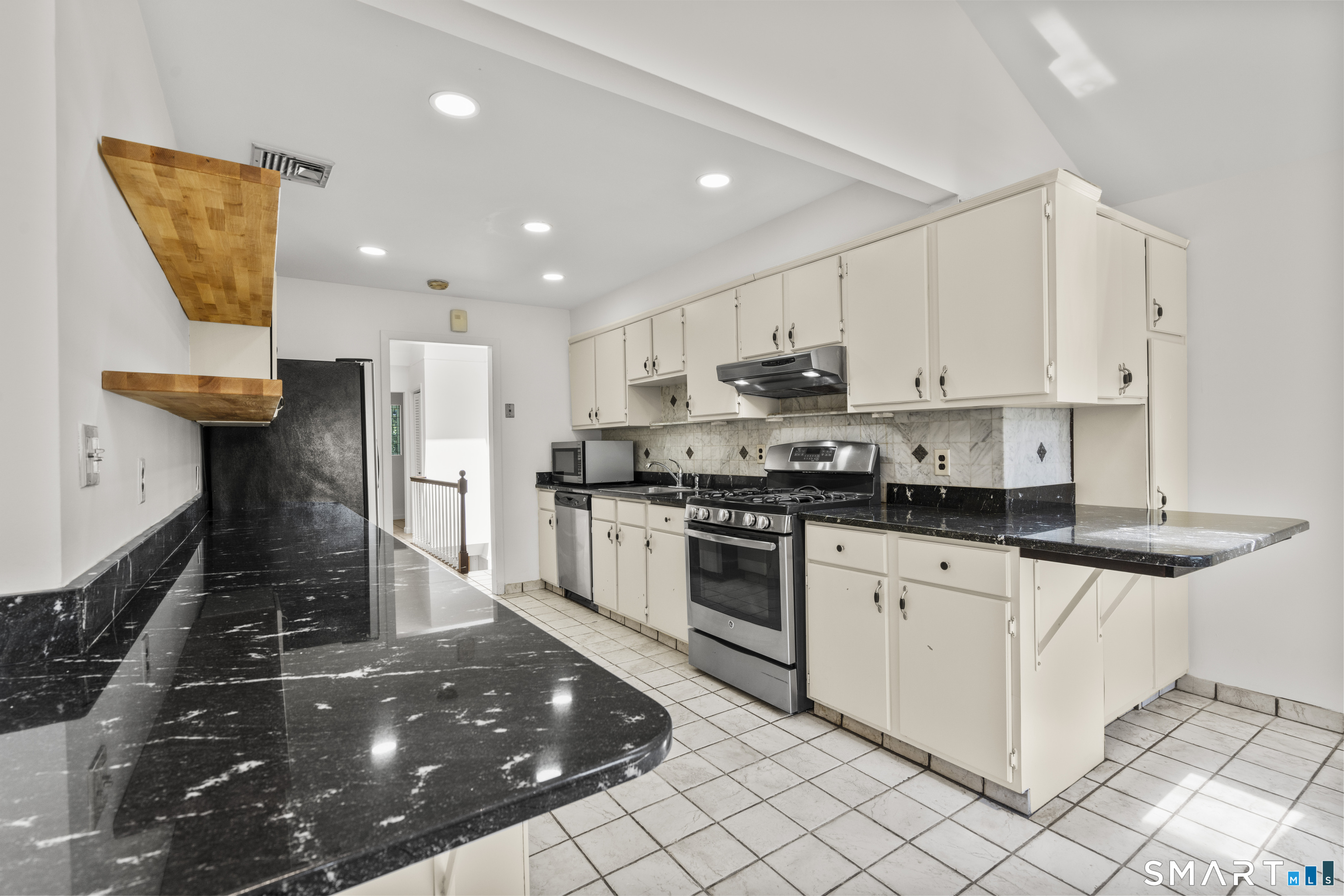 28 Gregory Road Greenwich CT 06807