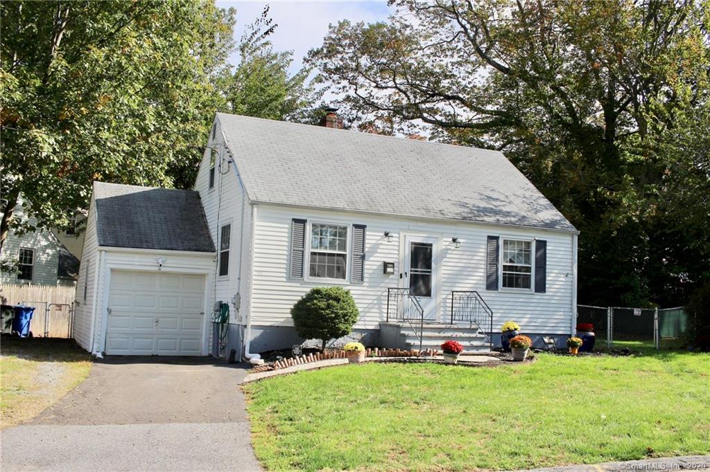 12 South Court Meriden CT 06450