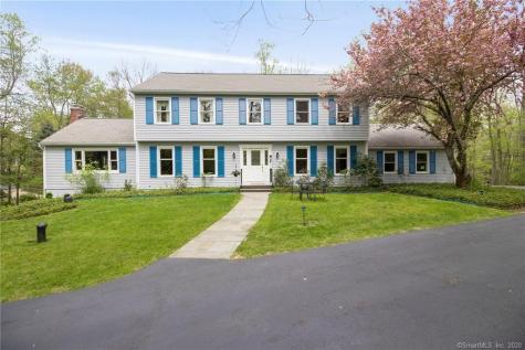 1 Deerfield Road Brookfield CT 06804
