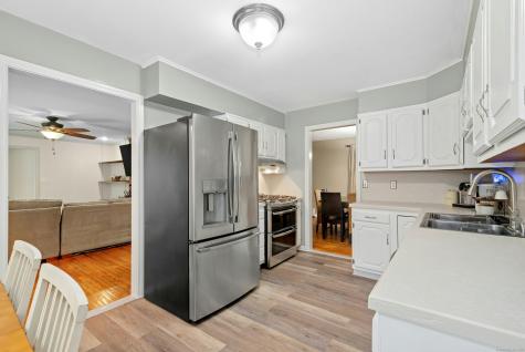 27 Condon Drive Ansonia CT 06401