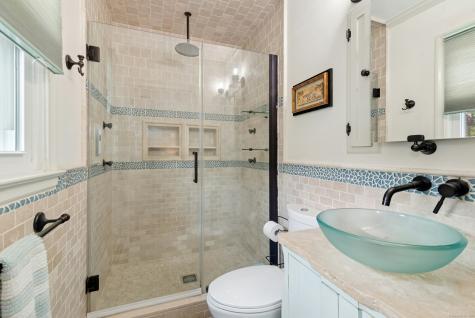 27 Condon Drive Ansonia CT 06401