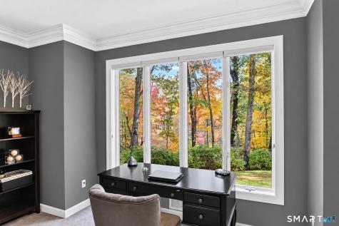 10 Whitman Pond Road Simsbury CT 06070