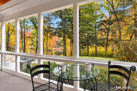 10 Whitman Pond Road Simsbury CT 06070