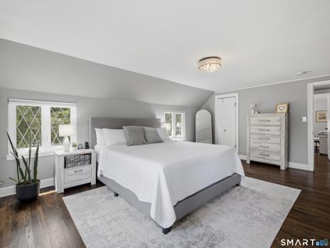 2298 Albany Avenue West Hartford CT 06117