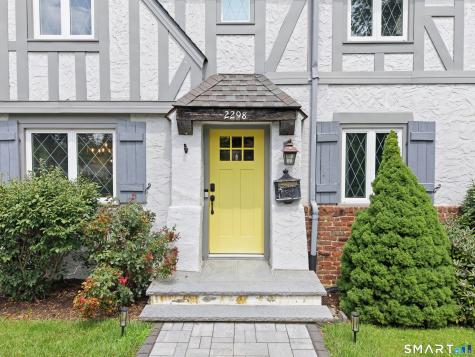 2298 Albany Avenue West Hartford CT 06117