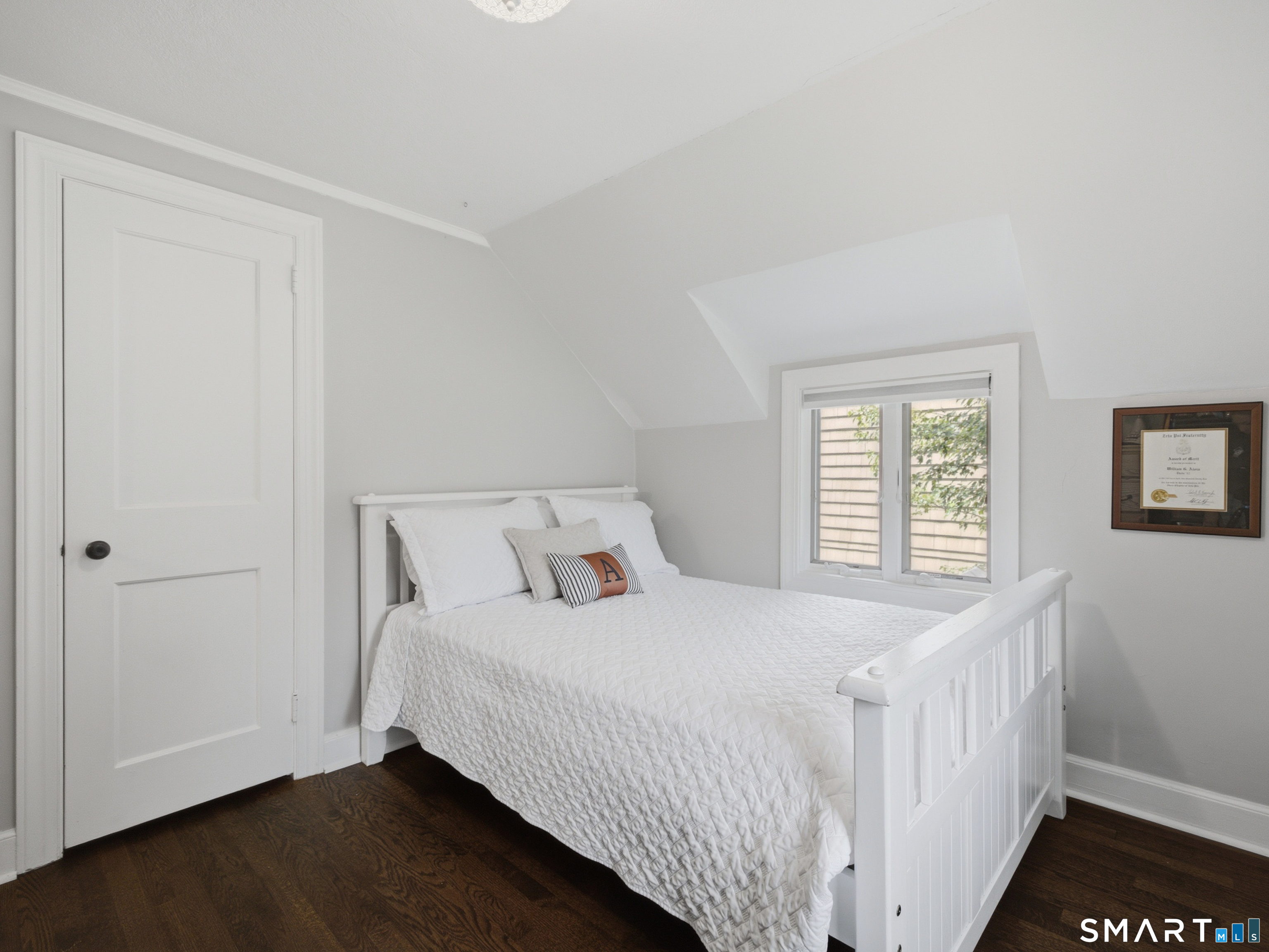 2298 Albany Avenue West Hartford CT 06117