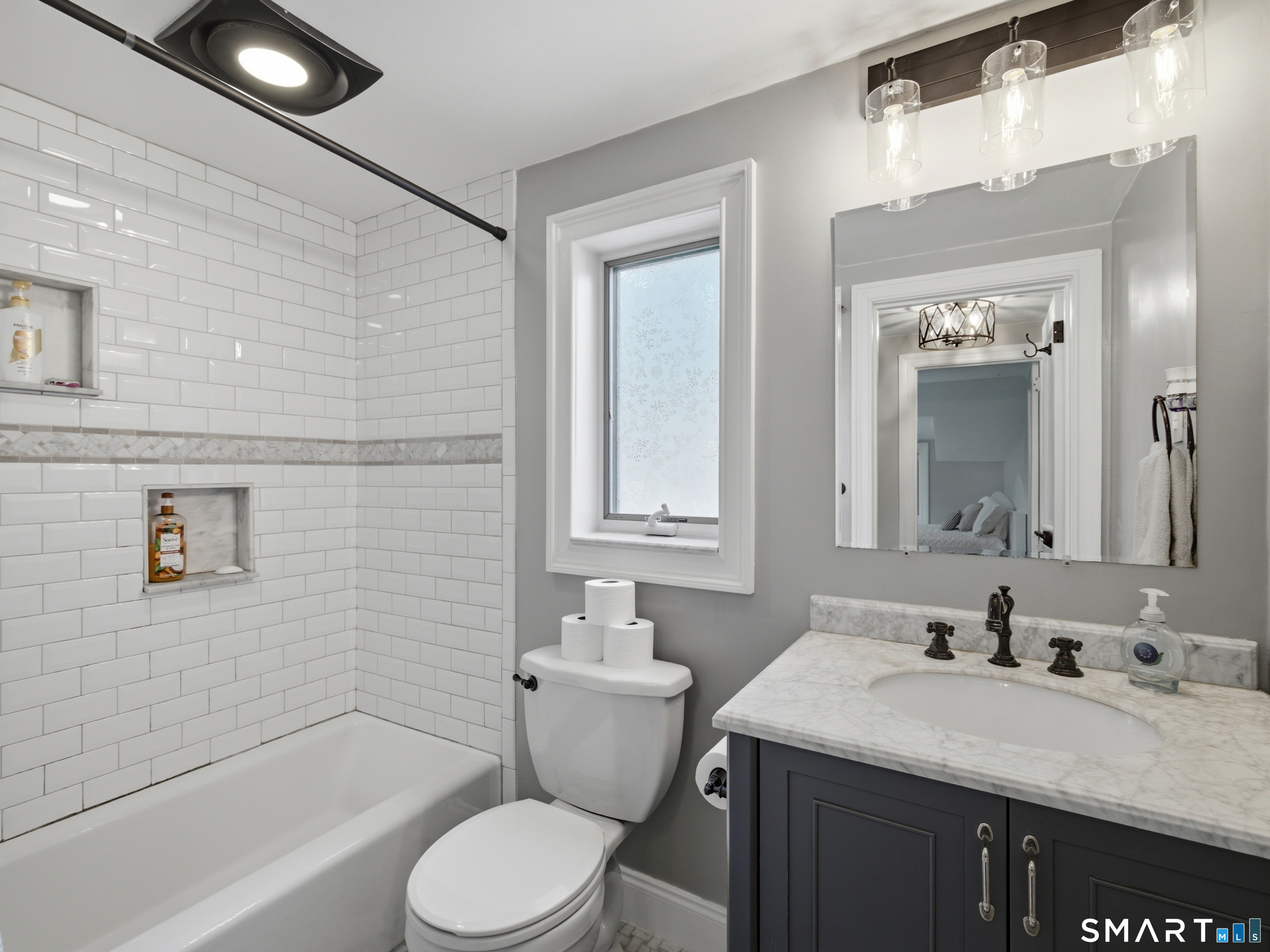 2298 Albany Avenue West Hartford CT 06117