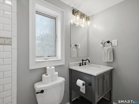 2298 Albany Avenue West Hartford CT 06117