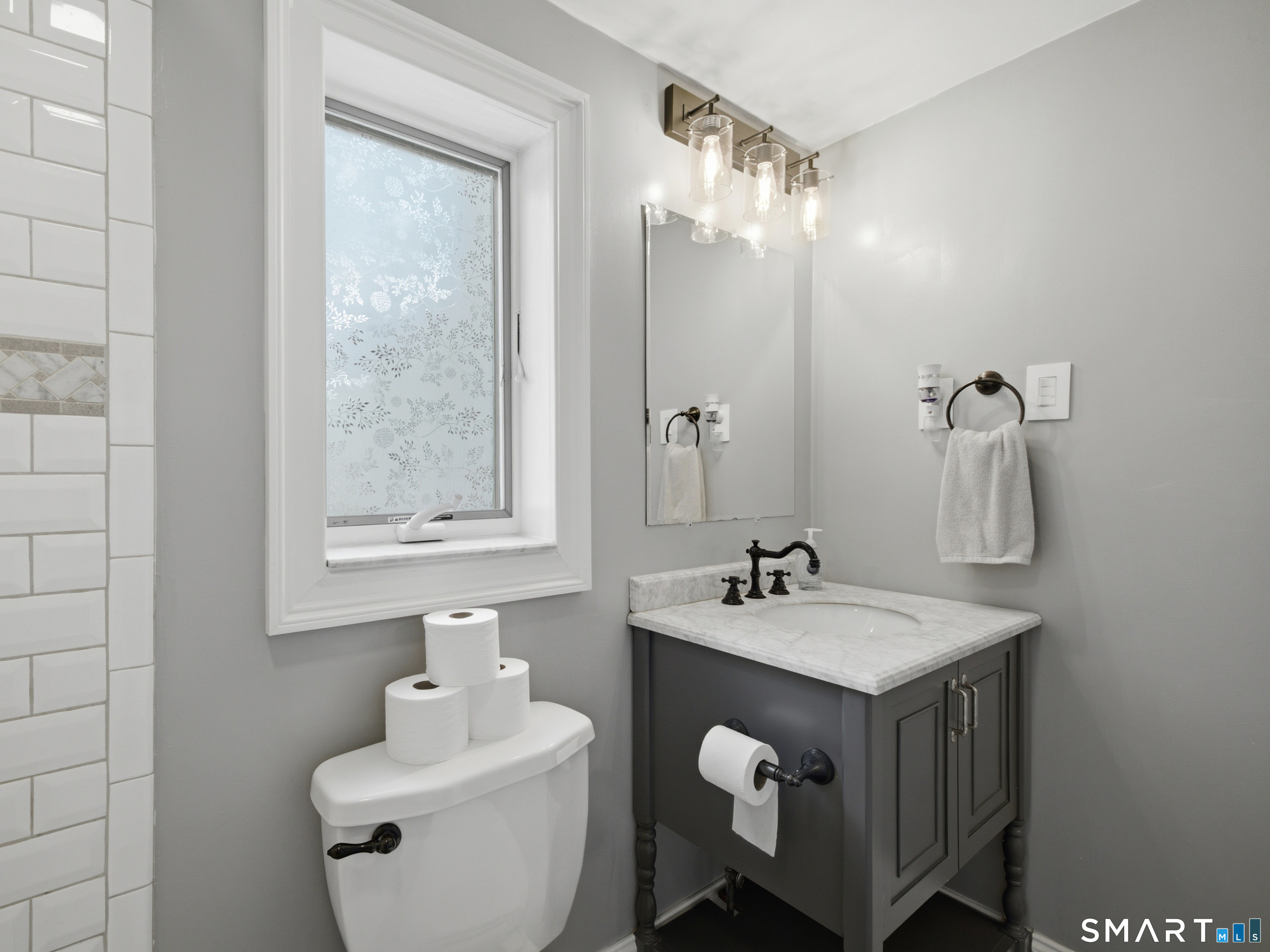 2298 Albany Avenue West Hartford CT 06117