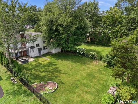 2298 Albany Avenue West Hartford CT 06117