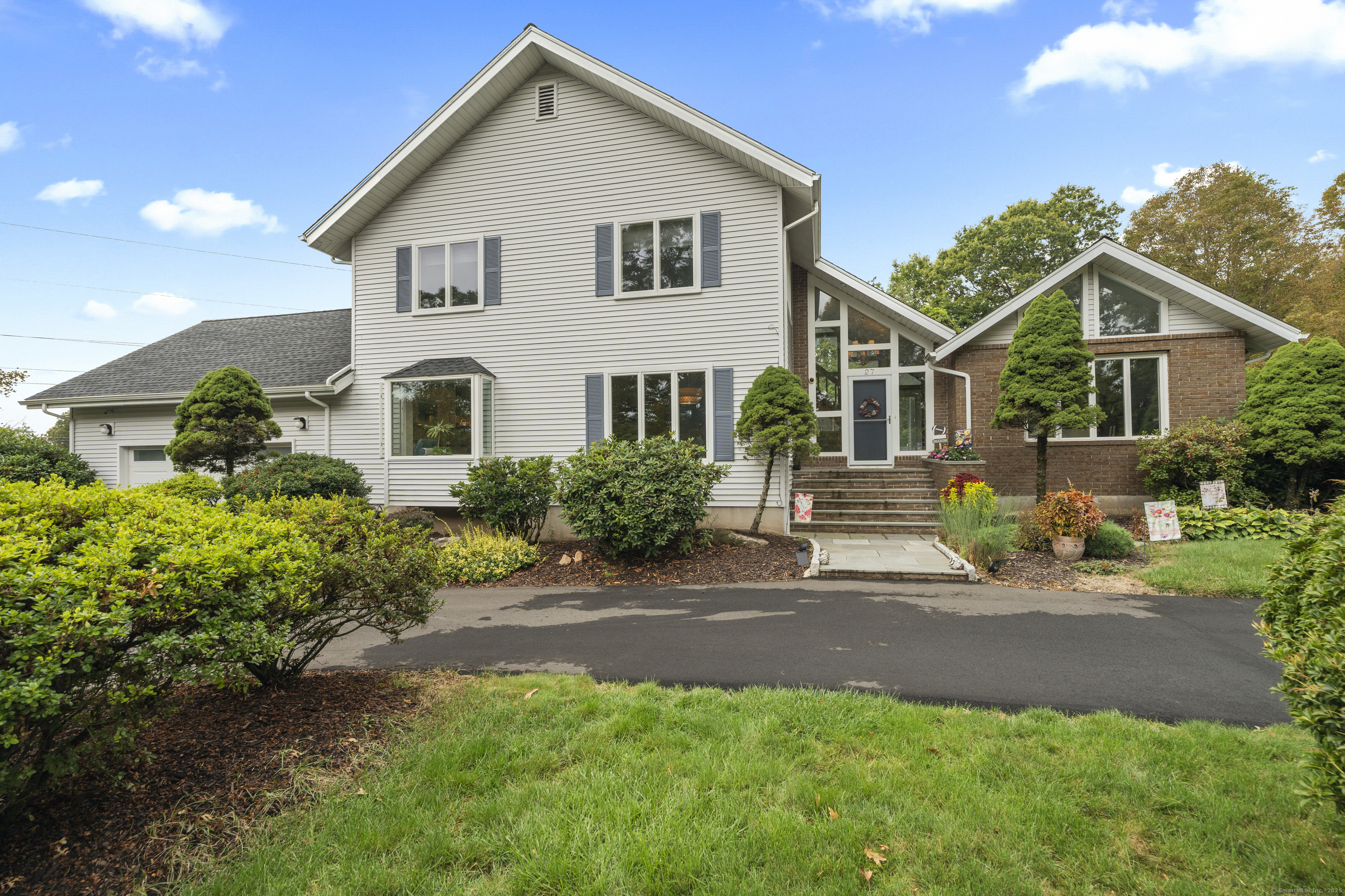 27 Hickory Hill Lane Branford CT 06405