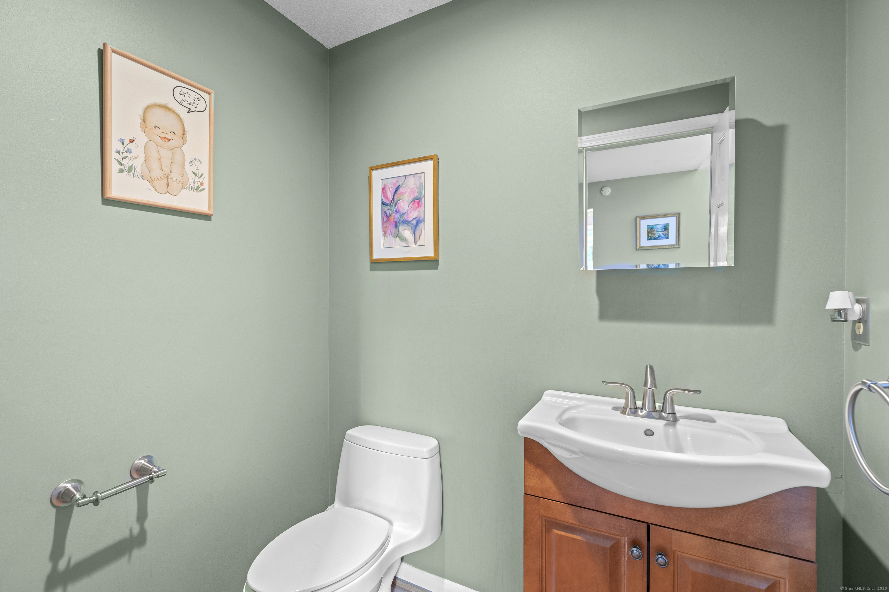 27 Hickory Hill Lane Branford CT 06405