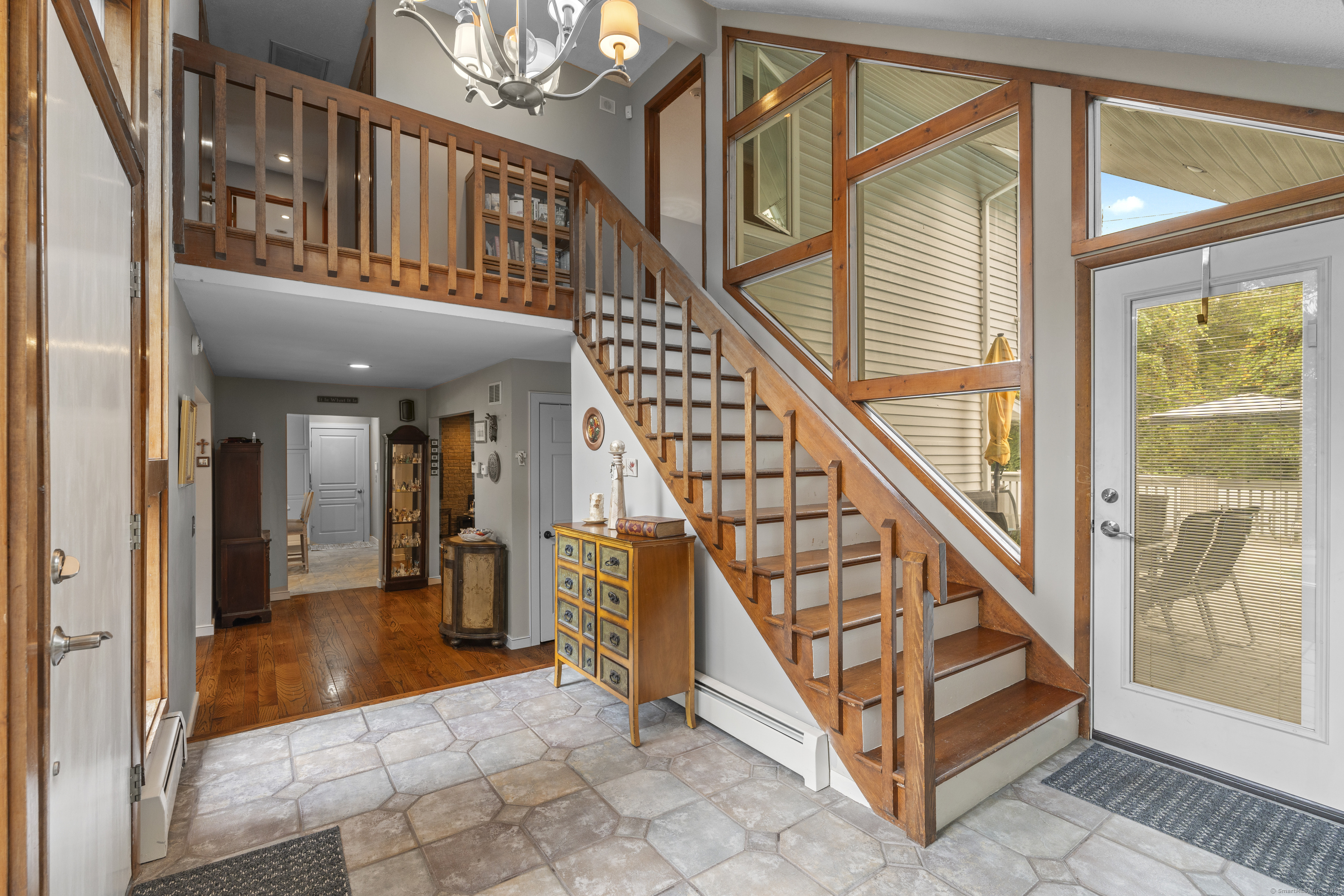 27 Hickory Hill Lane Branford CT 06405