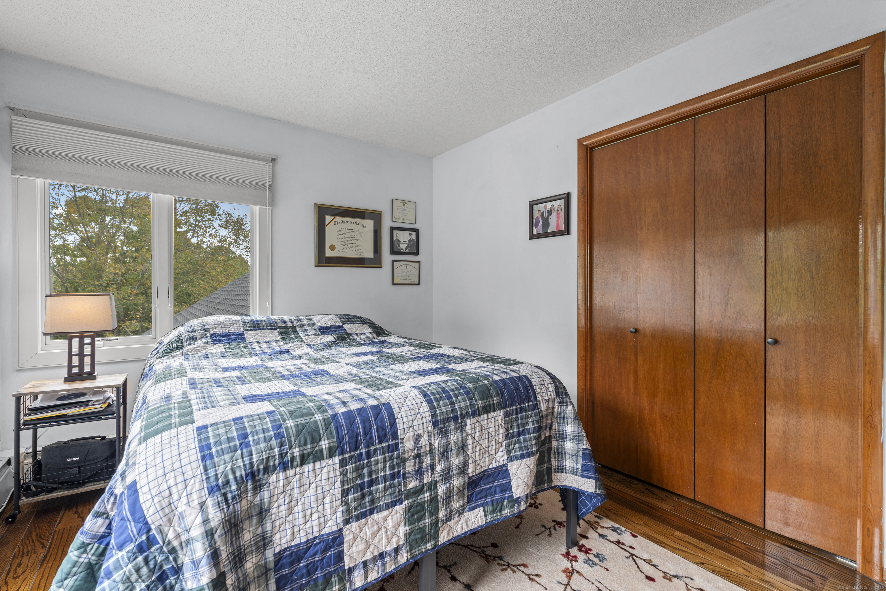 27 Hickory Hill Lane Branford CT 06405