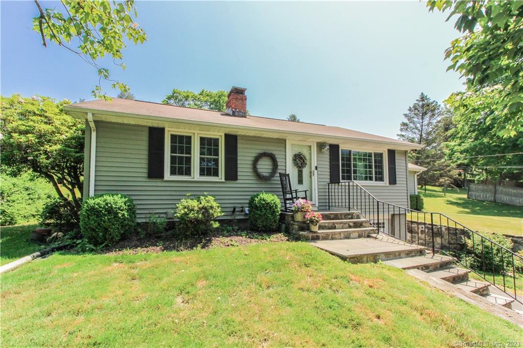 15 Johns Road Brookfield CT 06804