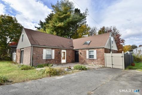 11 Granada Road Waterbury CT 06704