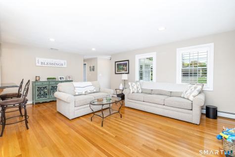 129 Cloverdale Circle Wethersfield CT 06109
