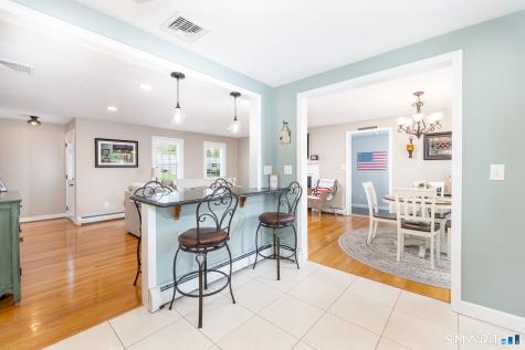 129 Cloverdale Circle Wethersfield CT 06109