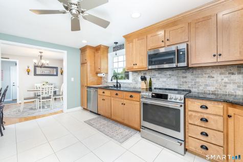 129 Cloverdale Circle Wethersfield CT 06109