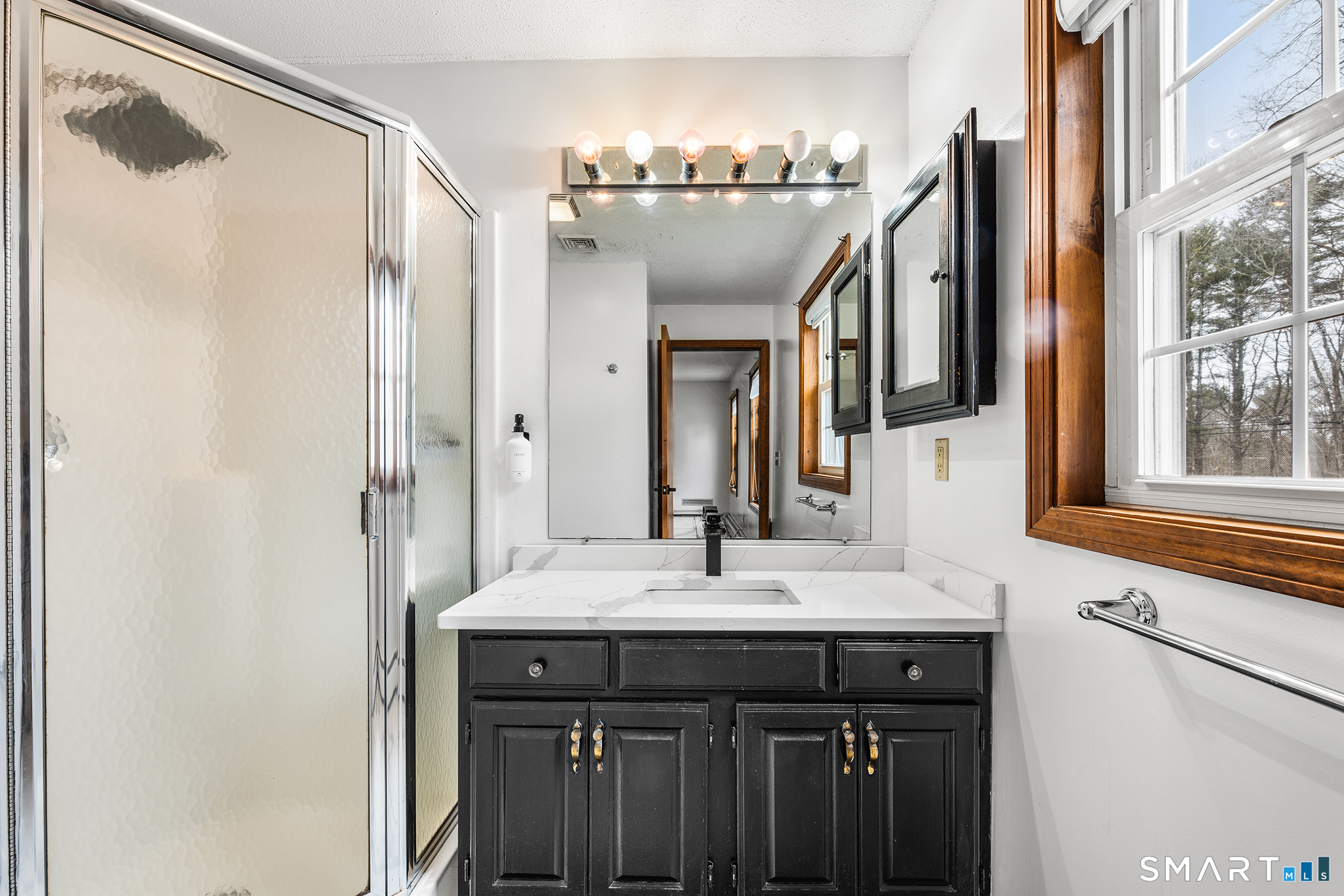 75 Elmwood Hill Road Thompson CT 06277