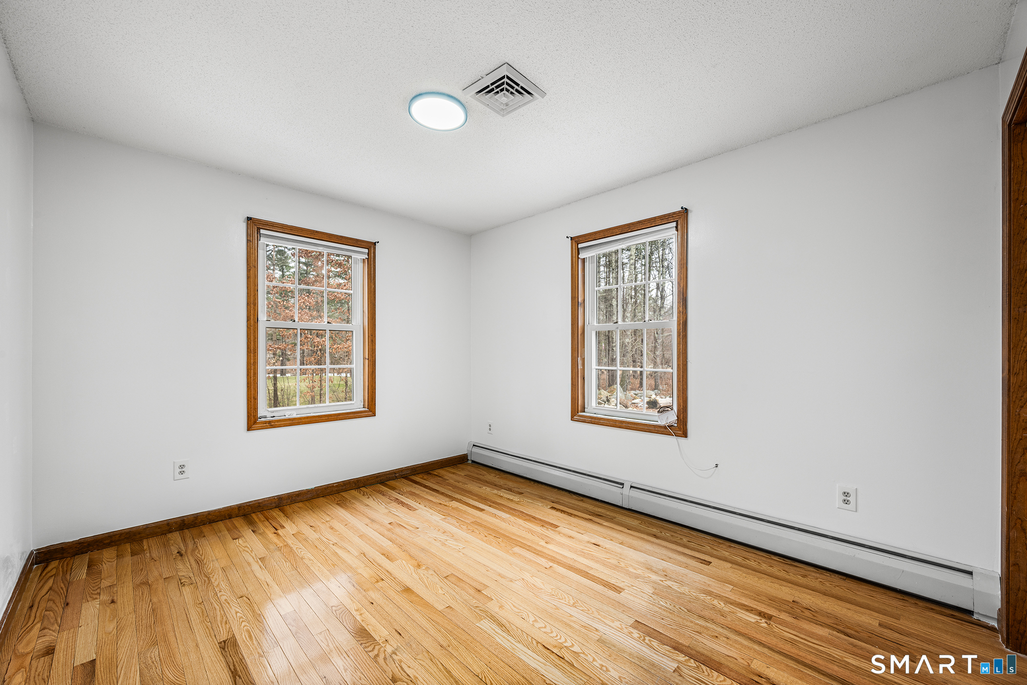75 Elmwood Hill Road Thompson CT 06277