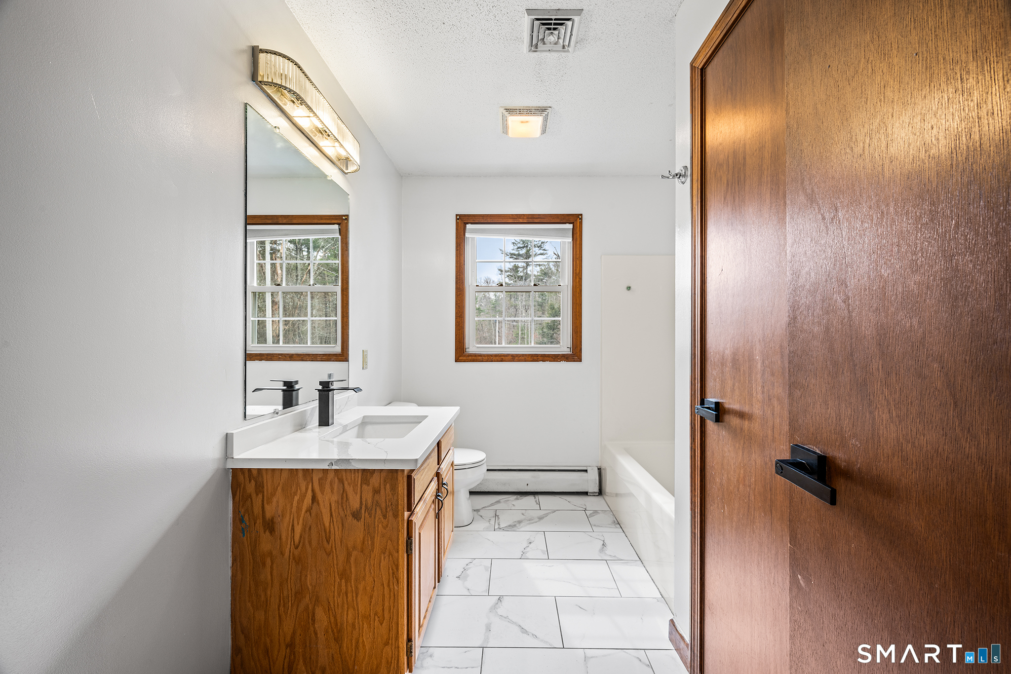 75 Elmwood Hill Road Thompson CT 06277