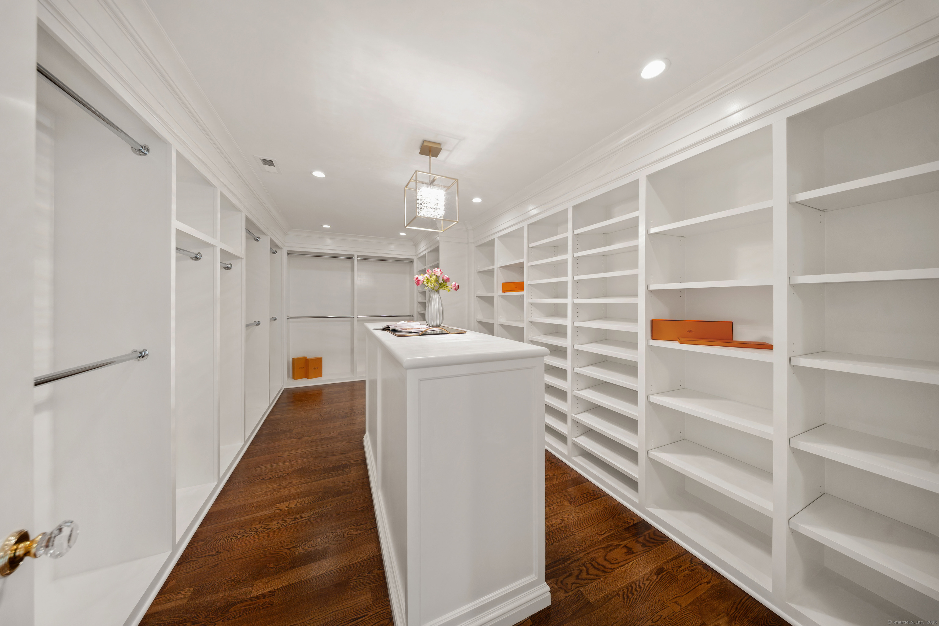 18 Tokeneke Trail Darien CT 06820