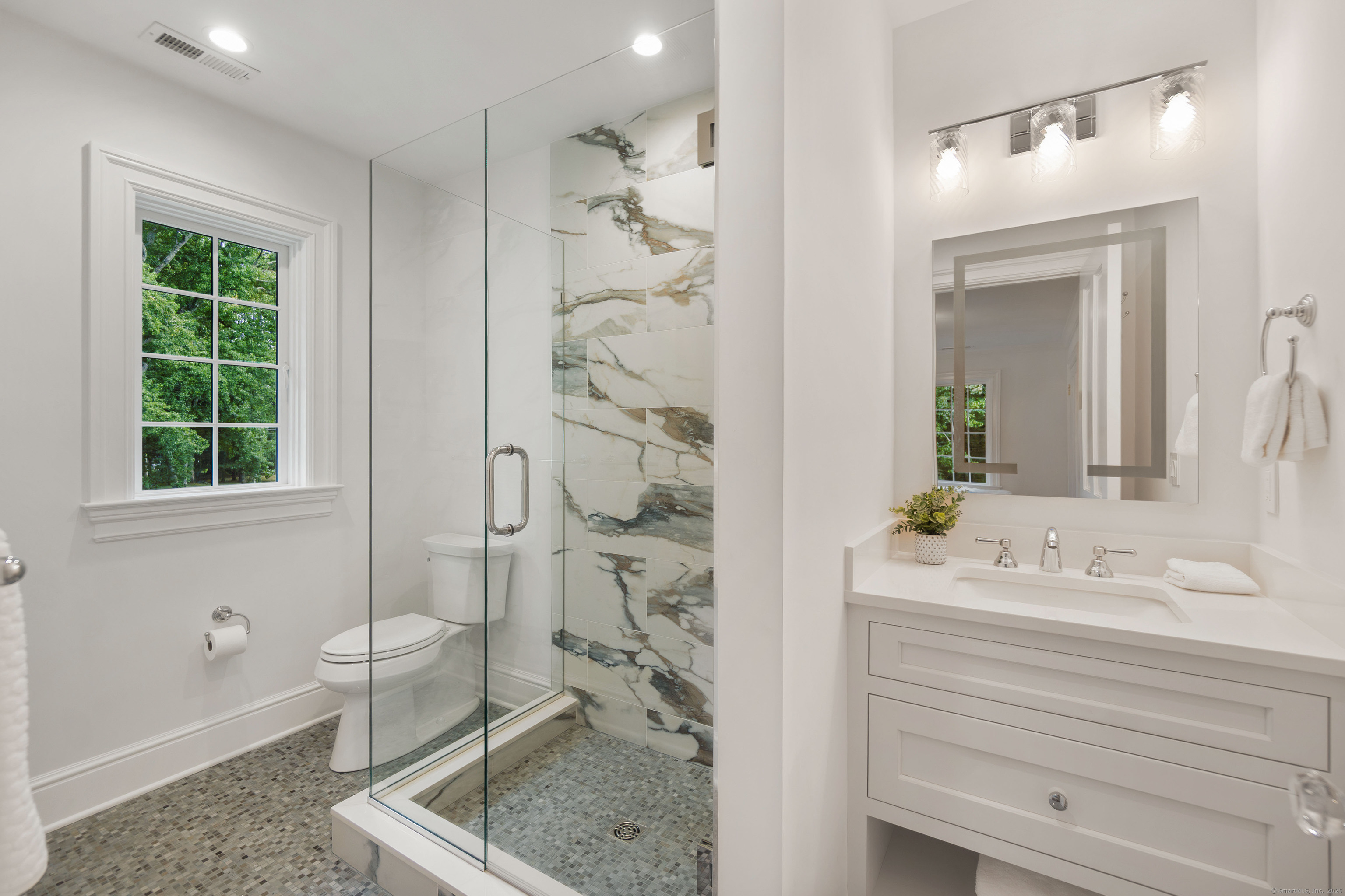 18 Tokeneke Trail Darien CT 06820