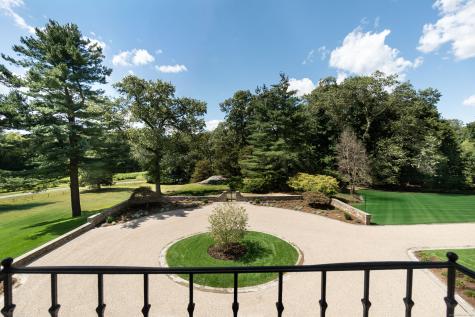 18 Tokeneke Trail Darien CT 06820