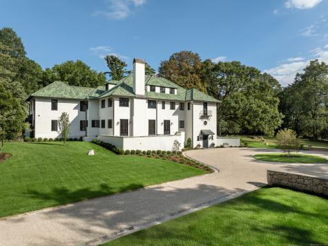 18 Tokeneke Trail Darien CT 06820