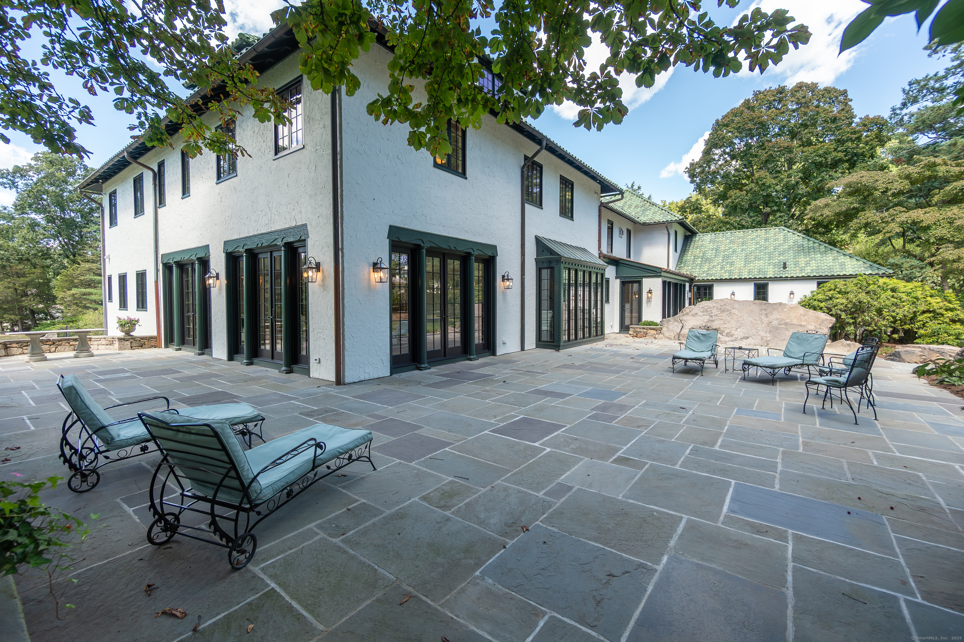 18 Tokeneke Trail Darien CT 06820