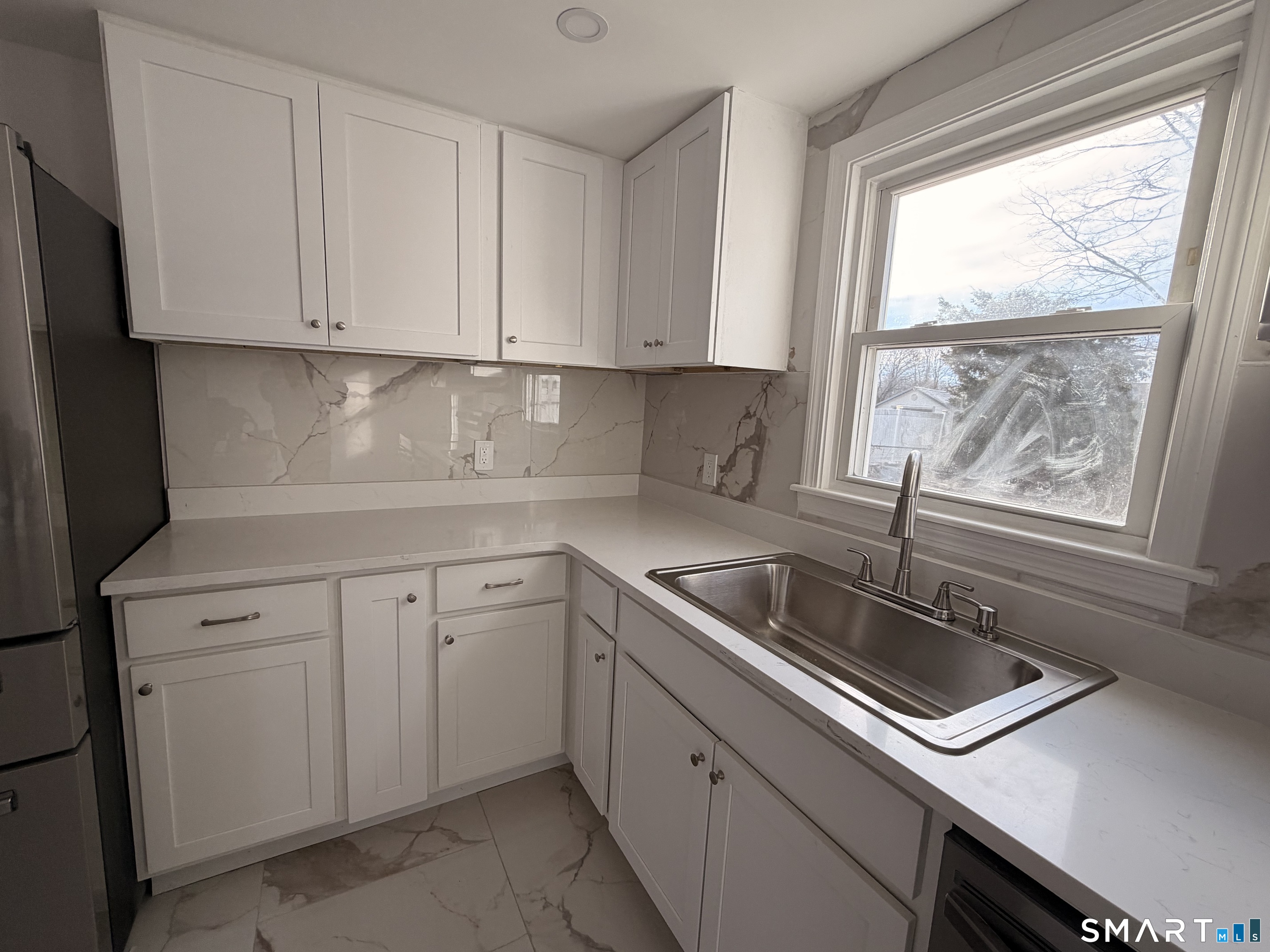 8 River Road East Haven CT 06512