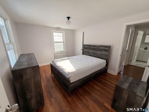 8 River Road East Haven CT 06512