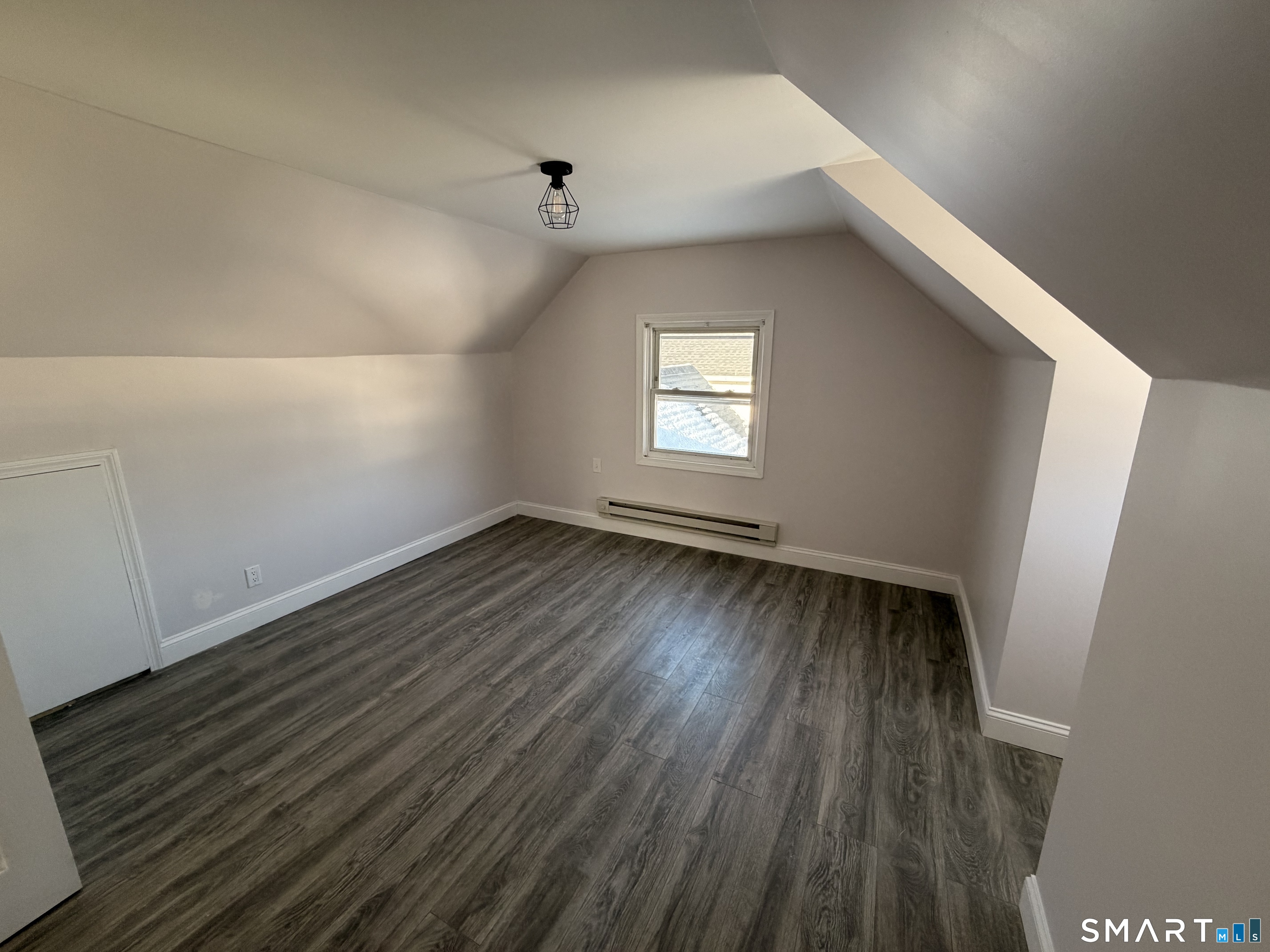 8 River Road East Haven CT 06512