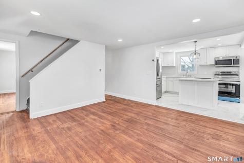8 River Road East Haven CT 06512