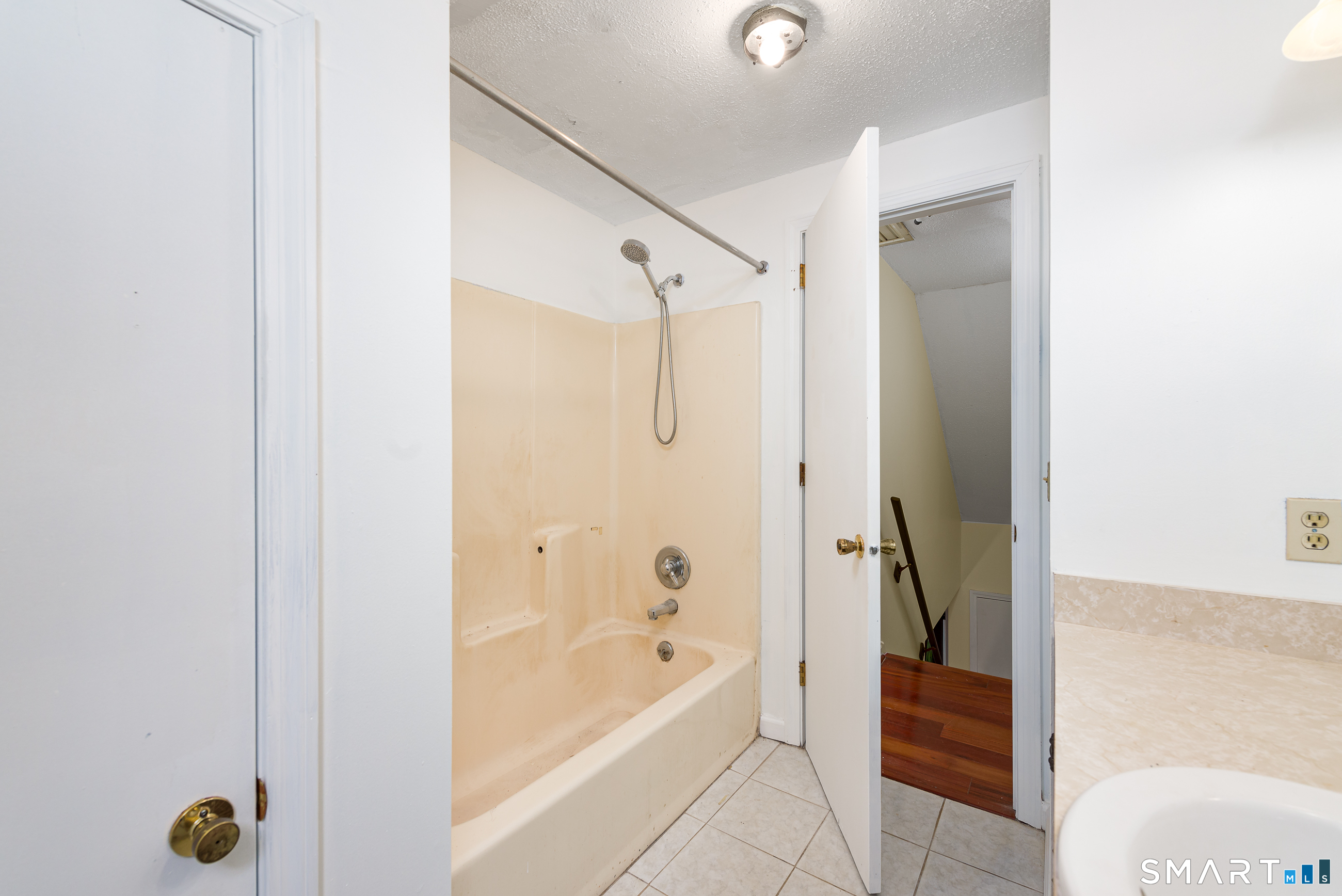 117 Westerly Street Manchester CT 06040