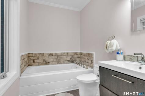 155 Stony Creek Road Branford CT 06405
