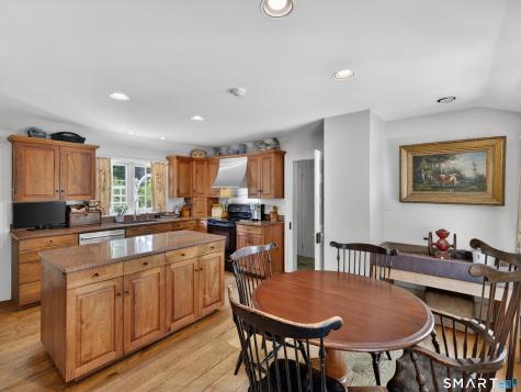 47 East Kings Highway Chester CT 06412
